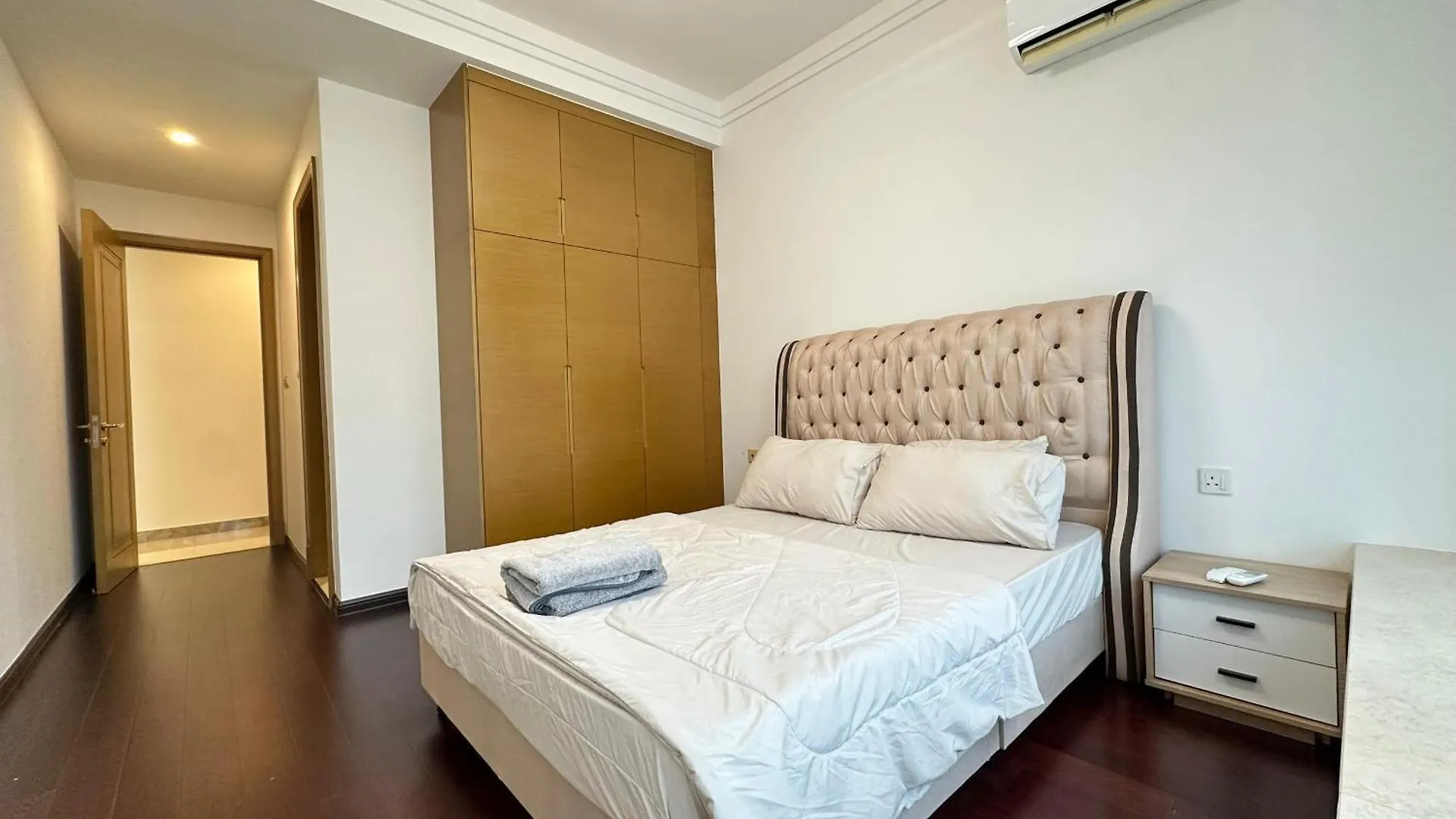 R&F 2 Bedroom 4 Pax High Floor Netflix Wifi Johor Bahru