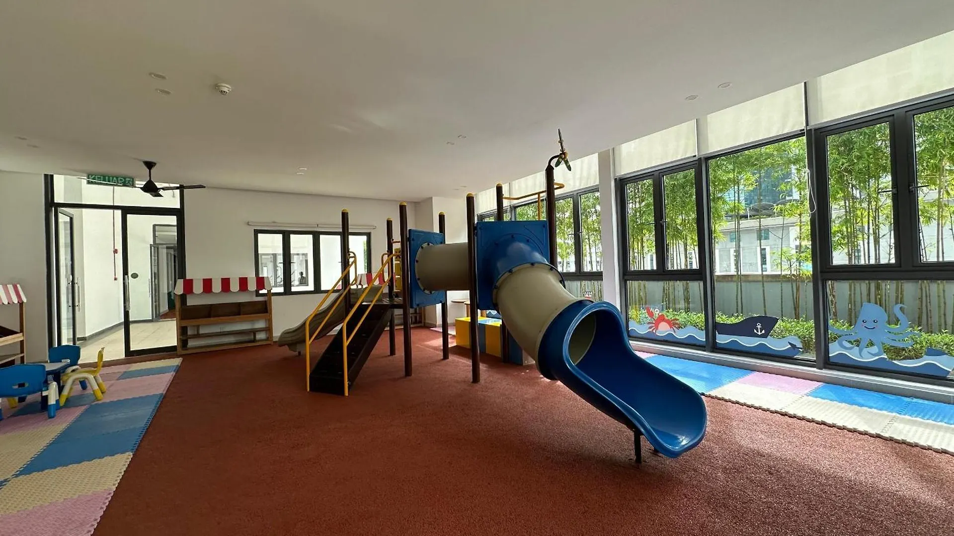Apartment R&F 2 Bedroom 4 Pax High Floor Netflix Wifi Johor Bahru Malaysia
