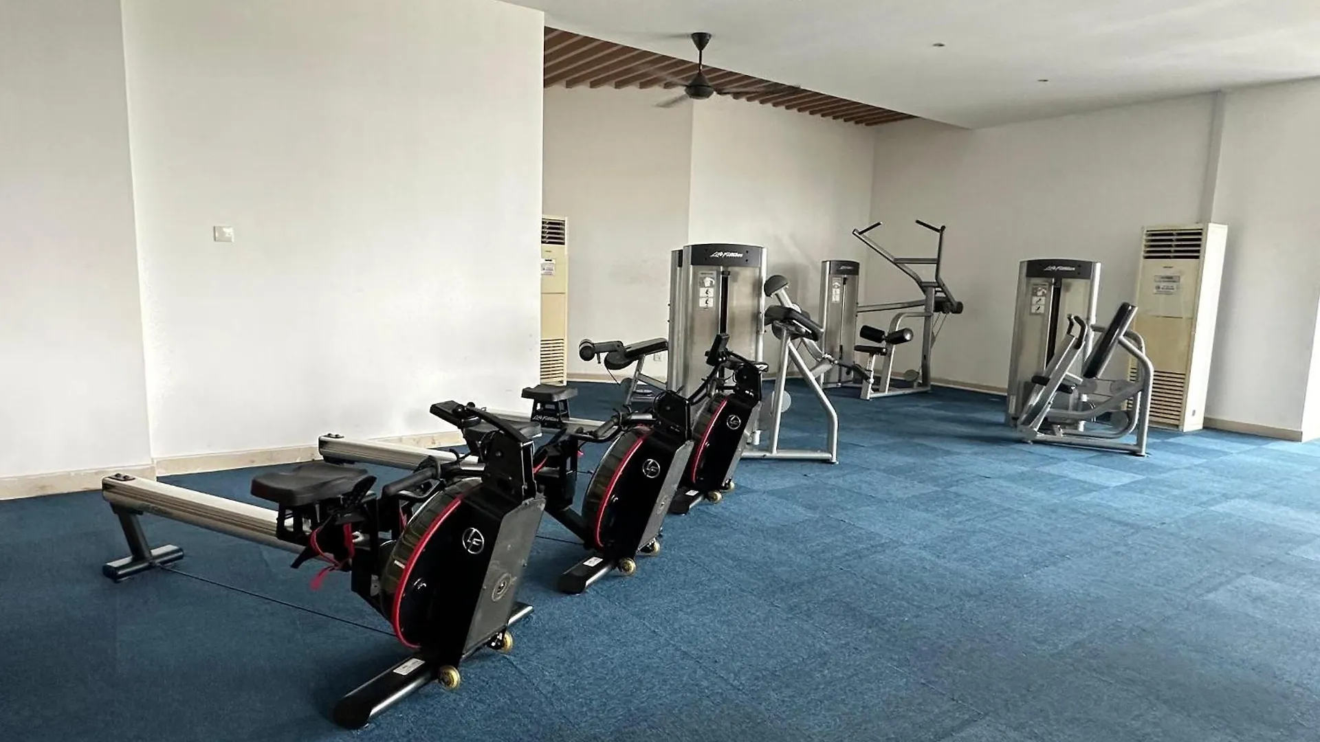 Apartment R&F 2 Bedroom 4 Pax High Floor Netflix Wifi Johor Bahru